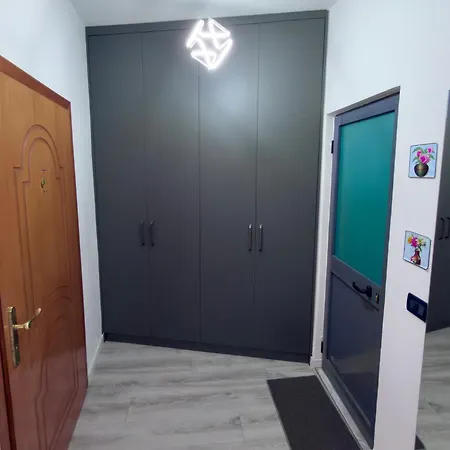 Appartement Boku Pazari I Ri 2 *
